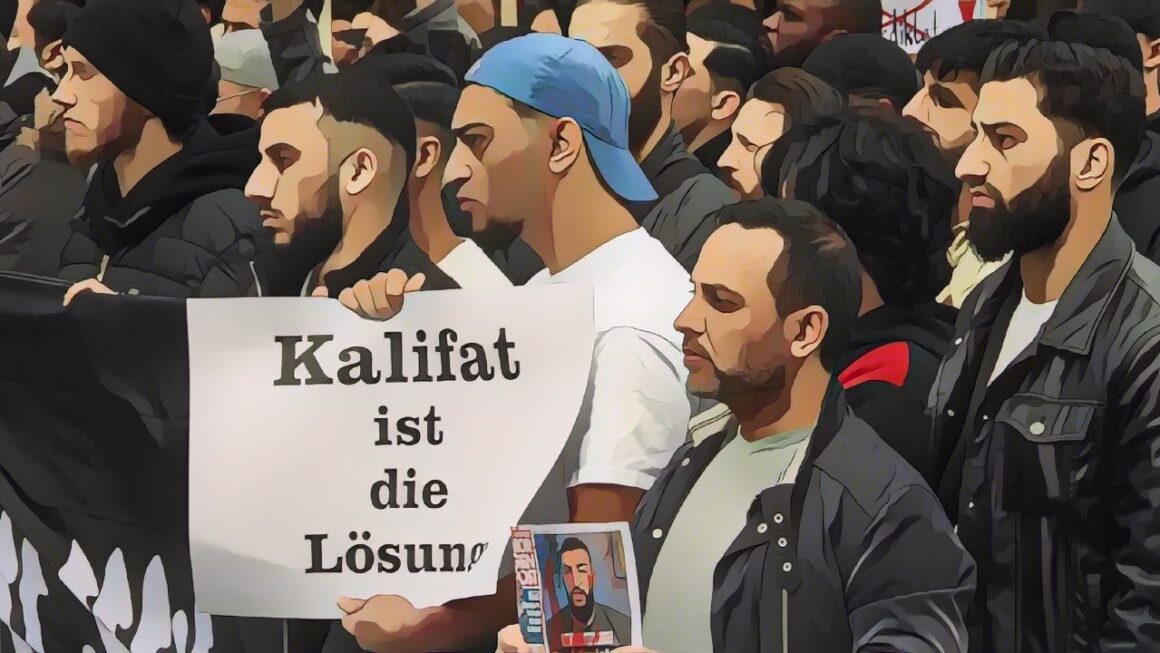 مواجهة فكرية: حوار حاد بين خولة مريم هوبش وحامد عبد الصمد حول أخطار الإسلام السياسي